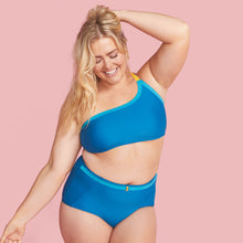 Load image into Gallery viewer, The Fused Sidestroke Bikini Top - Main
